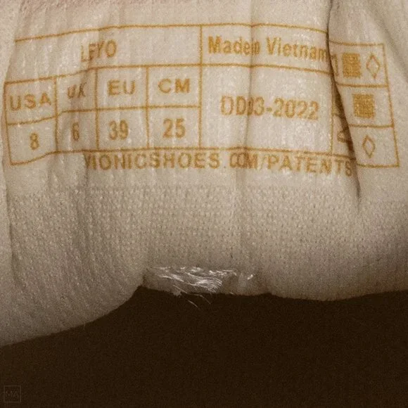 NWOT Vionic Women's Leyo Sneakers Cream - Picture 5 of 9